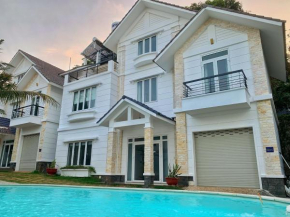 4 Bedrooms Beach Villa in Central Vung Tau